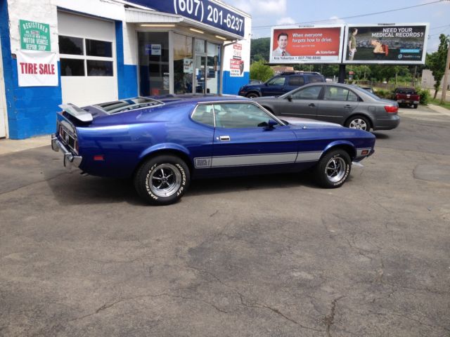1973 Blue Ford Mustang