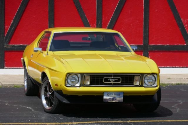 1973 Yellow Ford Mustang 2 Door