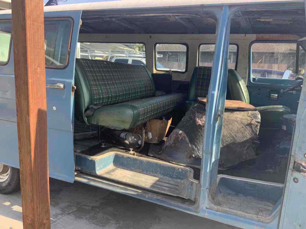 1973 Blue Ford Van Van