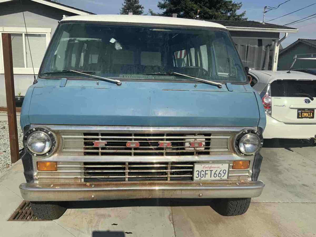 1973 Blue Ford Van Van
