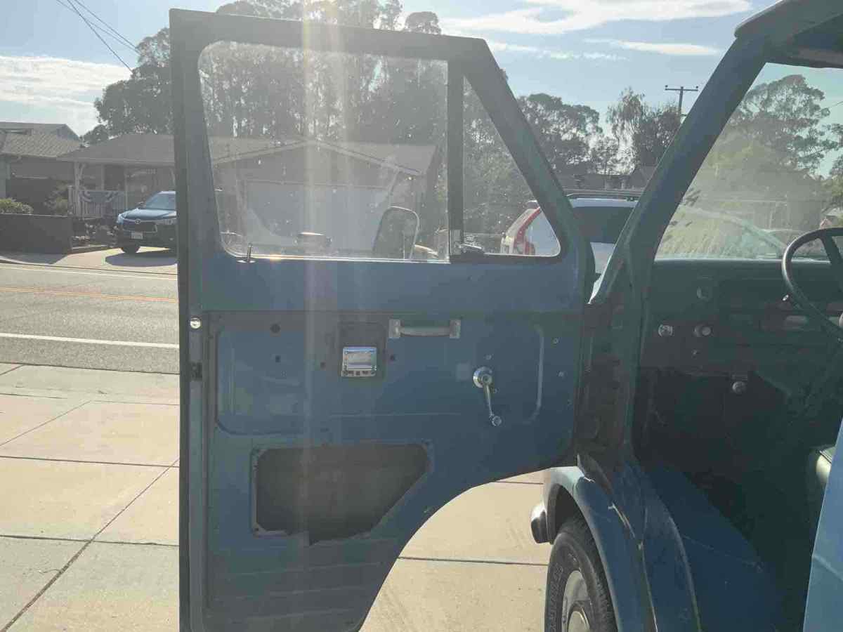1973 Blue Ford Van Van