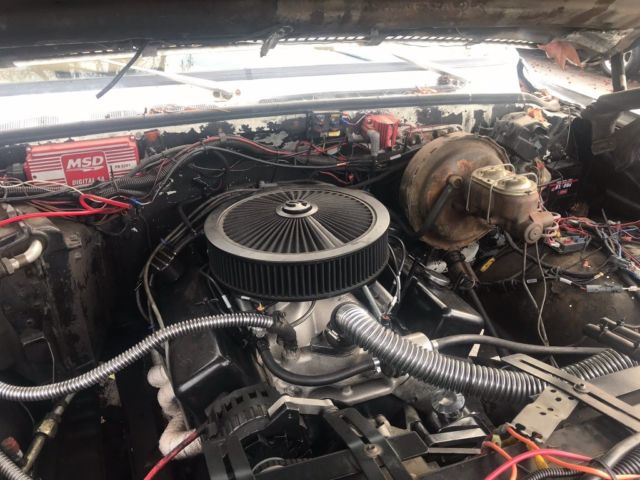 1973 White GMC Sierra 2500 Standard Cab Pickup