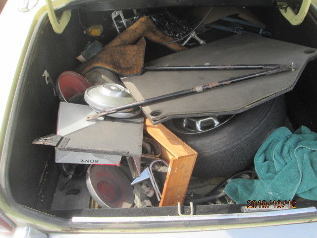 1973 Yellow Jaguar XJ12