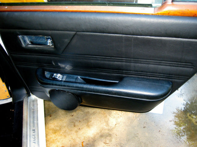 1973 White Jaguar XJ6 U/K