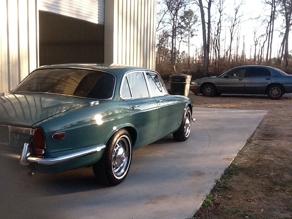 1973 Teal Jaguar XJ6 U/K