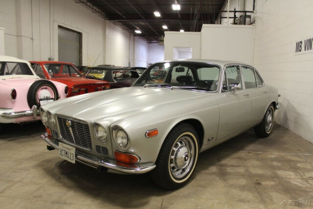 1973 Silver Jaguar XJ6 Sedan