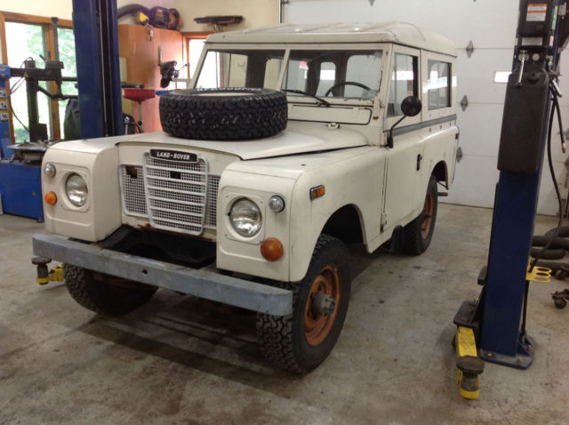 1973 Limestone Land Rover Series III 88 Station Wagon
