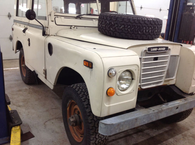 1973 Limestone Land Rover Series III 88 Station Wagon