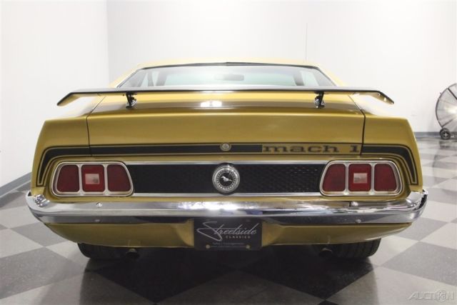 1973 Gold Ford Mustang