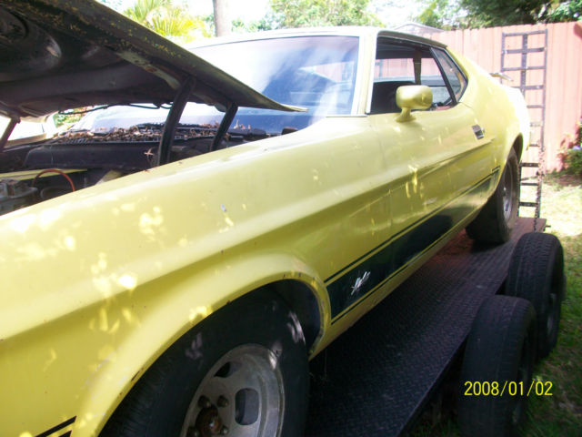 1973 Yellow Ford Mustang Mach 1