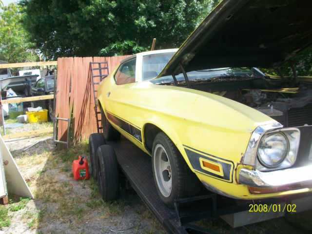 1973 Yellow Ford Mustang Mach 1
