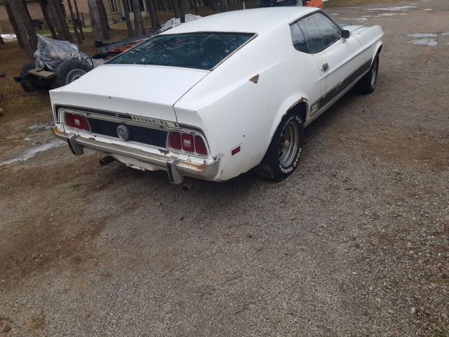 1973 White Ford Mustang Fastback