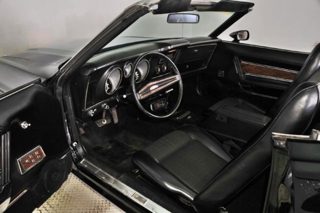 1973 BLACK - SILVER Ford Mustang Convertible