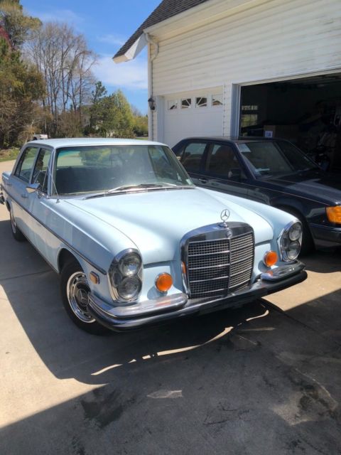 1973 Blue Mercedes-Benz 200-Series Sedan