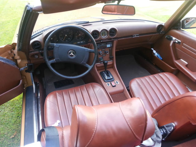 1973 Gold Mercedes-Benz SL-Class Convertible