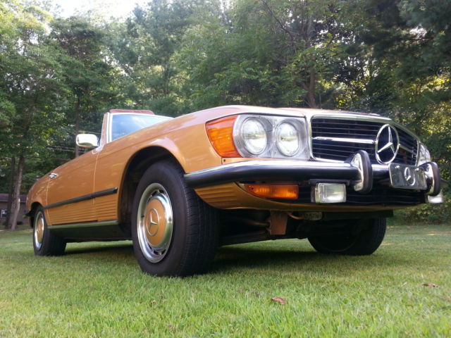 1973 Gold Mercedes-Benz SL-Class Convertible
