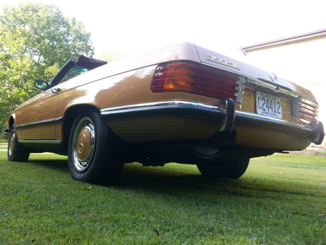 1973 Gold Mercedes-Benz SL-Class Convertible