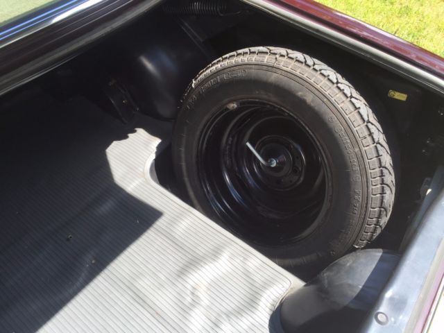 1973 Burgundy Mercedes-Benz 200-Series Sedan