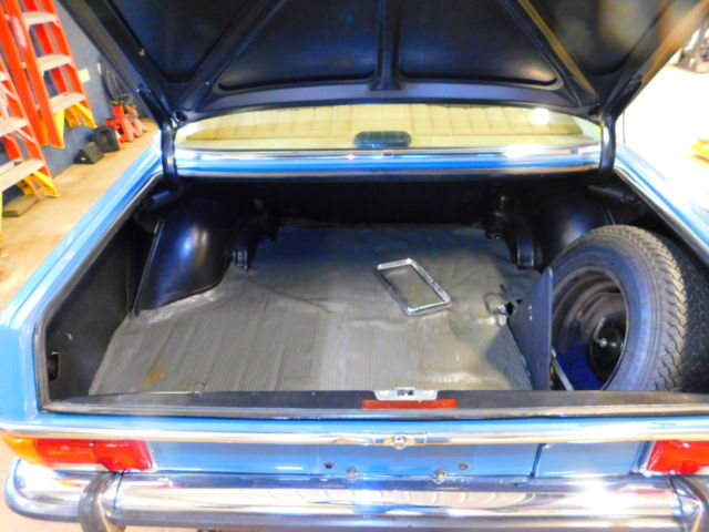 1973 Blue Mercedes-Benz 200-Series Sedan