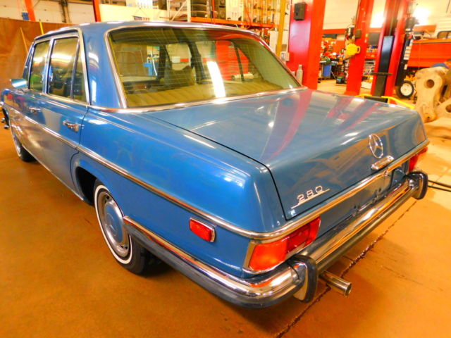 1973 Blue Mercedes-Benz 200-Series Sedan