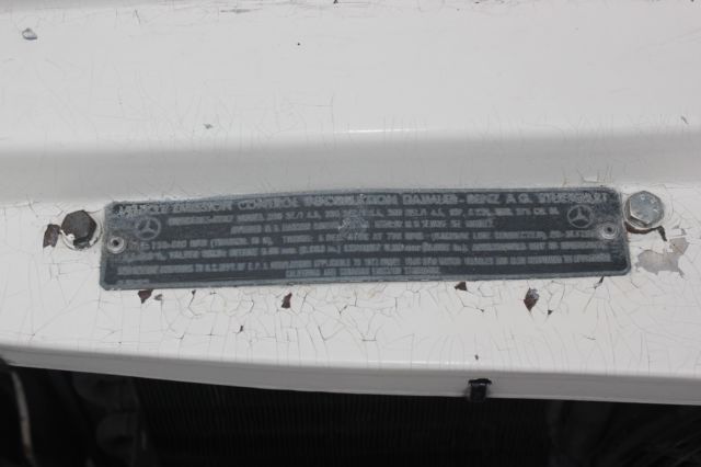 1973 White Mercedes-Benz 400-Series Convertible