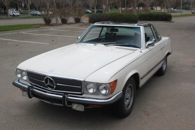 1973 White Mercedes-Benz 400-Series Convertible