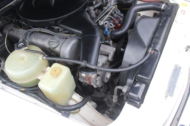 1973 White Mercedes-Benz 400-Series Convertible