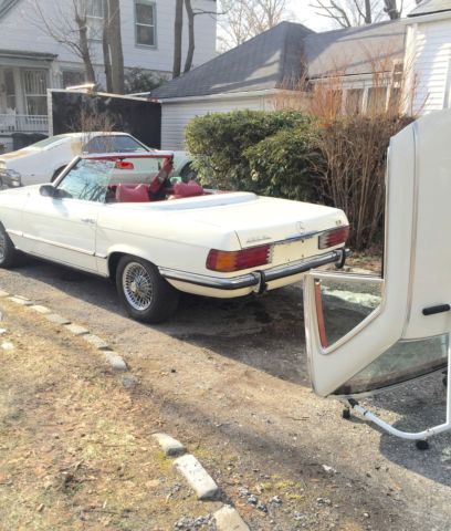 19730000 Mercedes-Benz SL-Class Convertible