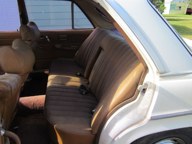 1973 White Mercedes-Benz 200-Series Sedan