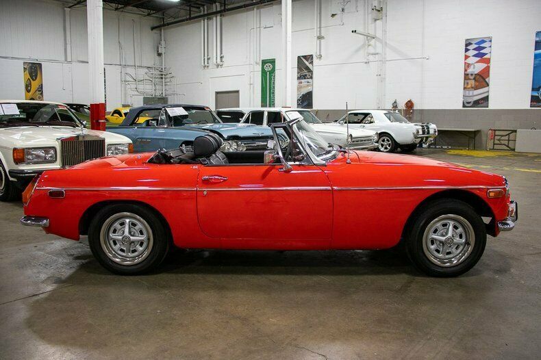 1973 Red MG MGB --