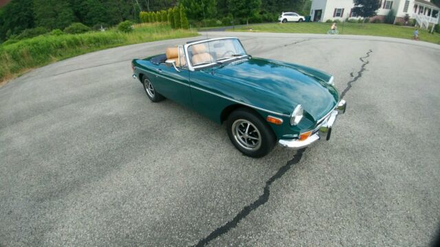 1973 British Racing Green MG MGB Convertible