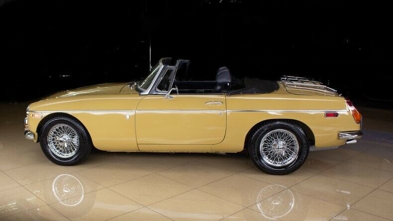 1973 -- MG MGB Convertible