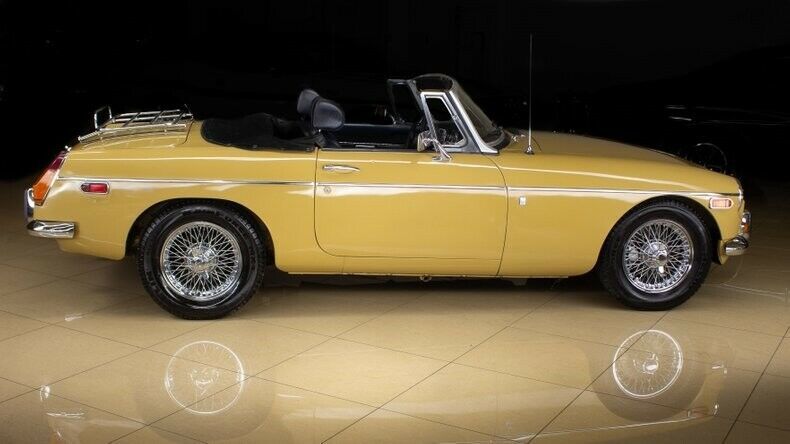 1973 -- MG MGB Convertible