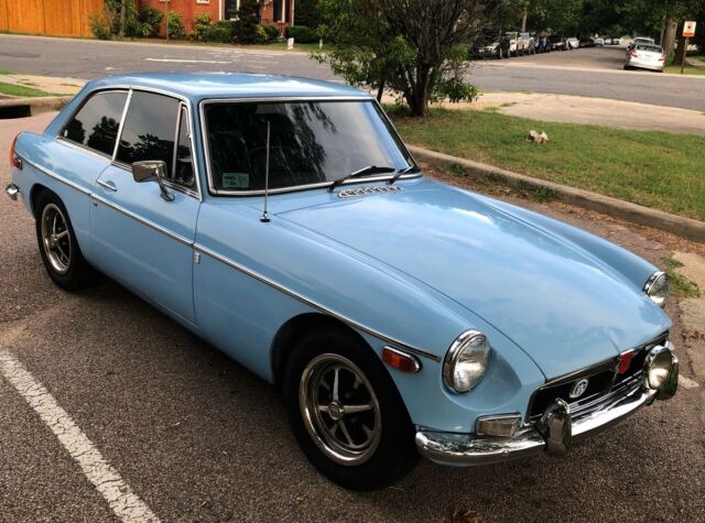 1973 Burgundy MG MGB Coupe
