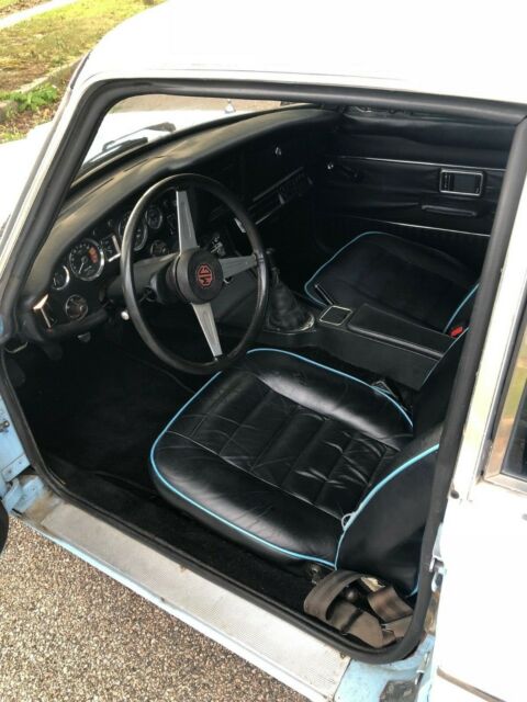 1973 Burgundy MG MGB Coupe