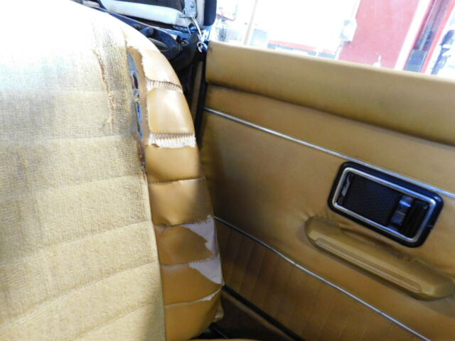 1973 Blue MG MGB Coupe