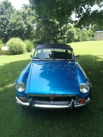 1973 Blue MG MGB Convertible