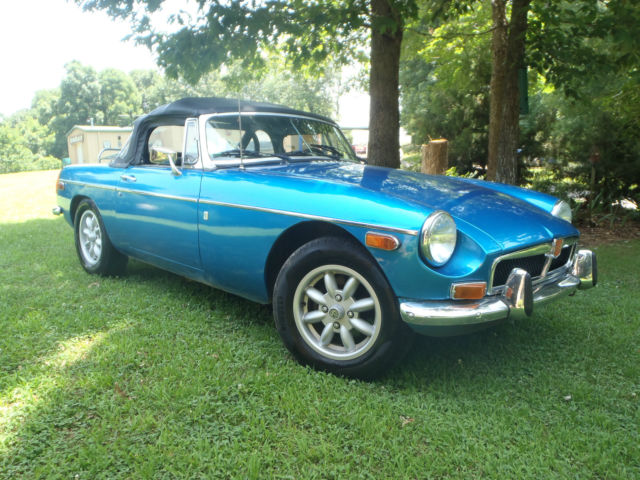 1973 Blue MG MGB Convertible