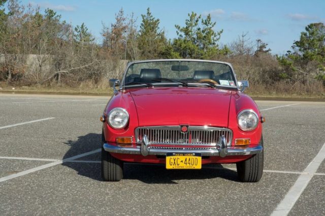 1973 Red MG MGB