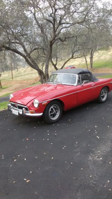 1973 Red MG MGB Convertible