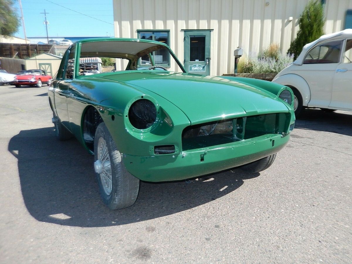 1973 British Racing Green MG MGB Coupe