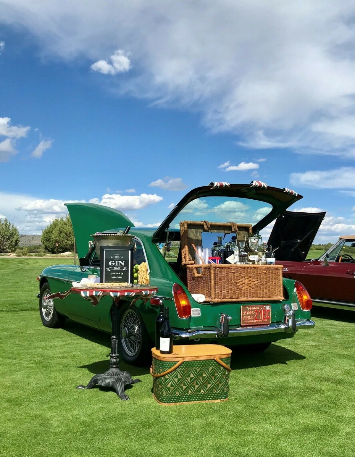 1973 British Racing Green MG MGB Coupe