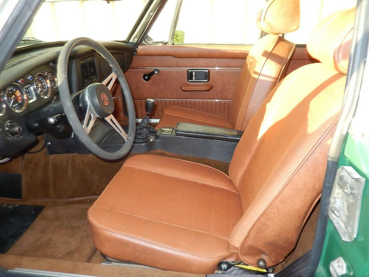 1973 British Racing Green MG MGB Coupe