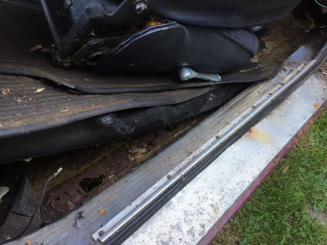 1973 Burgundy MG MGB