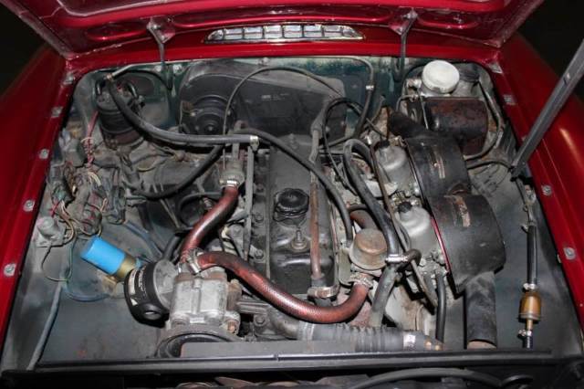 1973 Red MG MGB Convertible