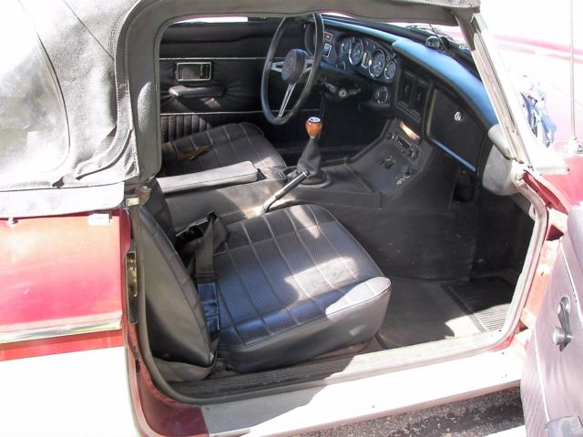 1973 Red MG MGB Convertible