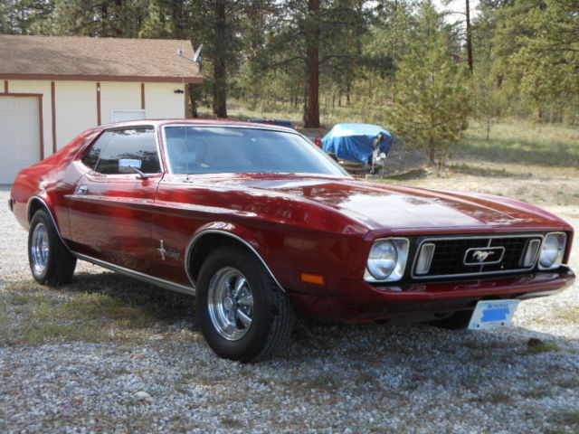 1973 Red Ford Mustang