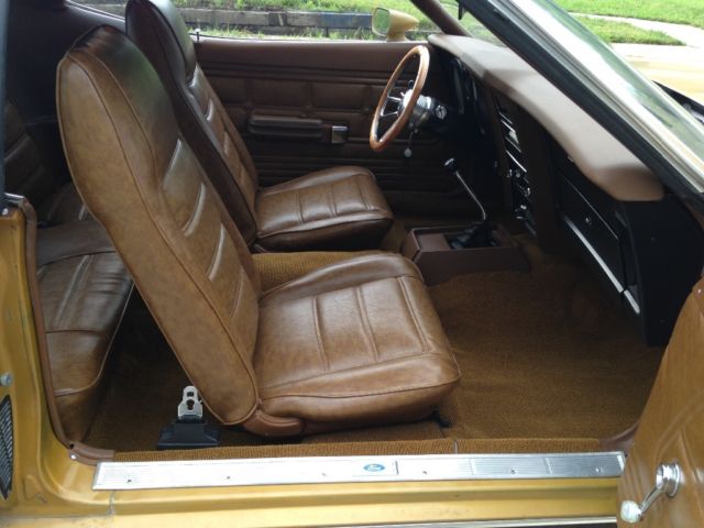 1973 Gold Ford Mustang Coupe