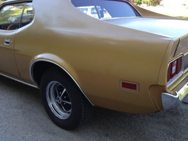 1973 Gold Ford Mustang Coupe