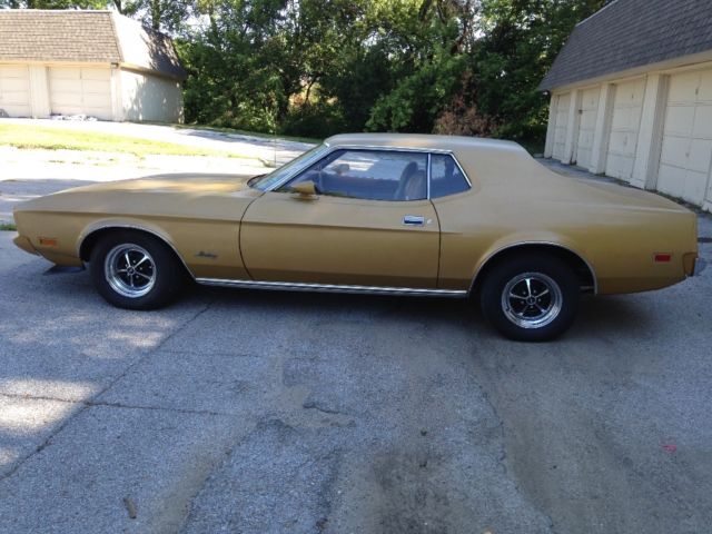 1973 Gold Ford Mustang Coupe